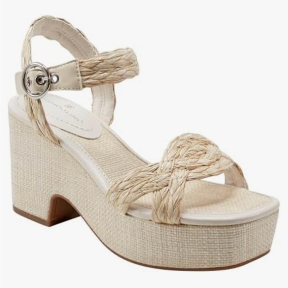 New Bandolino  Sabinna Platform Sandal size 6 - Picture 1 of 6